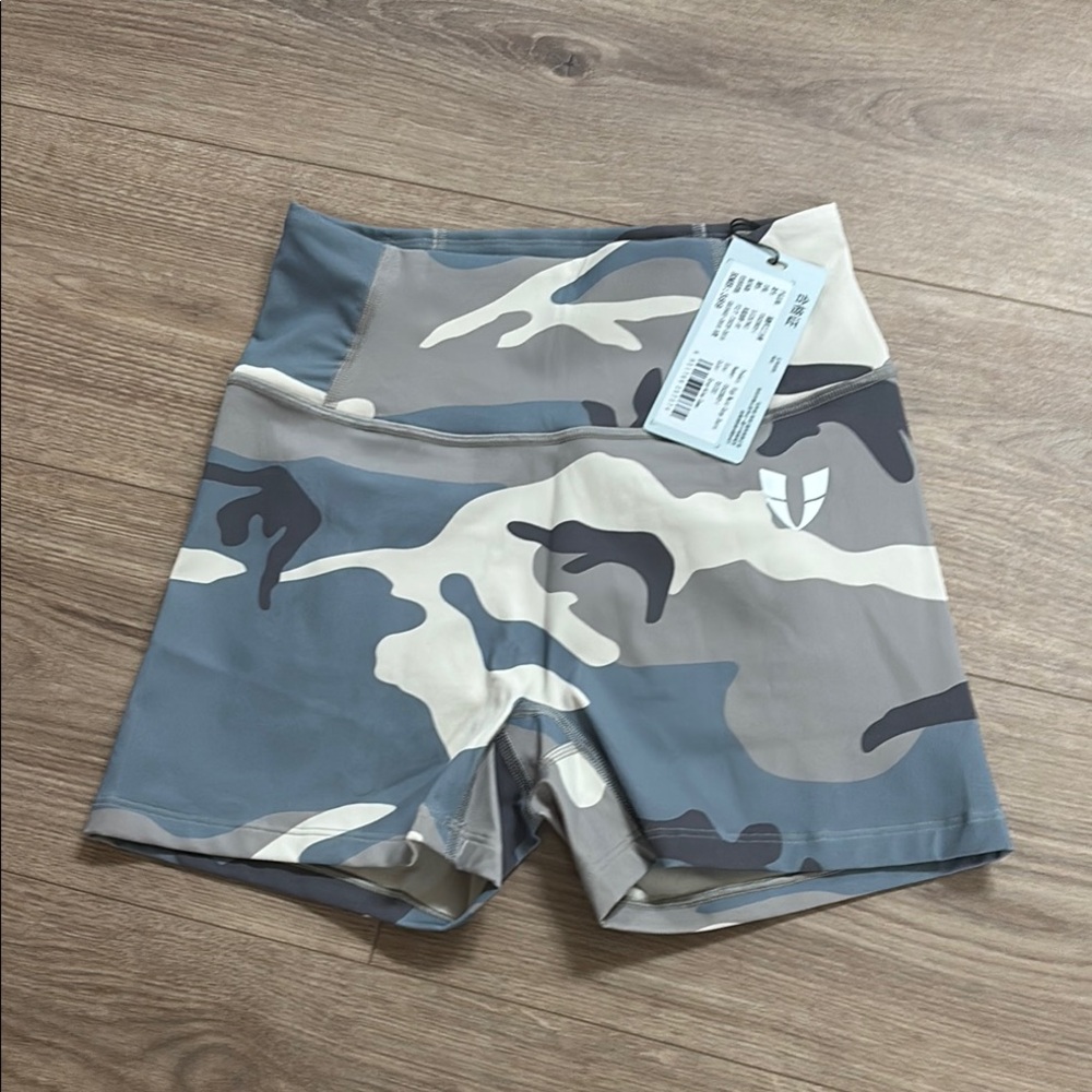 Firm Abs NWT Camo Print High-Waisted Shorts